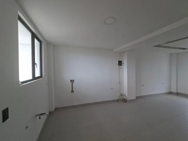 ¡Moderna y Minimalista! Casa por Estrenar en Oyambarillo | $50.000 — imagen 4