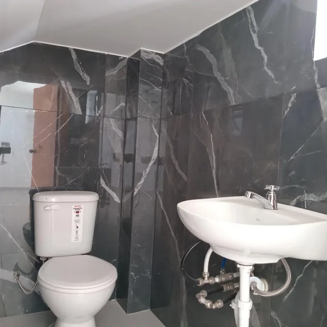¡Moderna y Minimalista! Casa por Estrenar en Oyambarillo | $50.000 — imagen 3