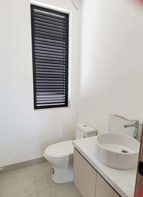 Venta Casa Urbanización Alba del Bosque, Etapa Alasia, Via a La Costa Km 18, 3 Dorm., Guayas — imagen 3