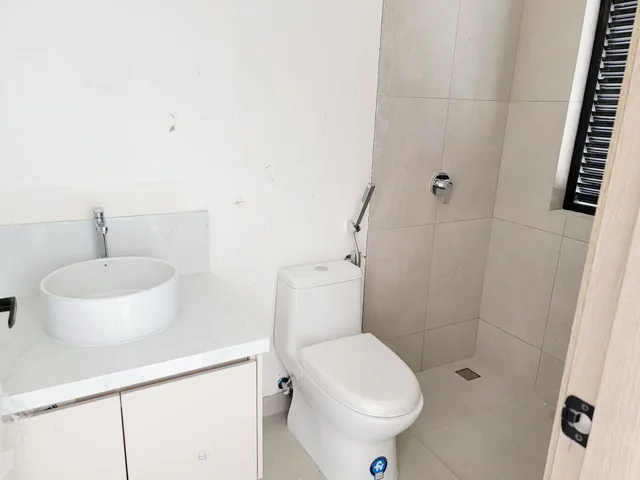 Venta Casa Urbanización Alba del Bosque, Etapa Alasia, Via a La Costa Km 18, 3 Dorm., Guayas — imagen 2