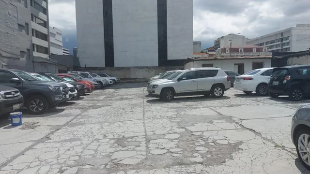 Terreno 1123 m Sector Clinica Pichincha — imagen 3