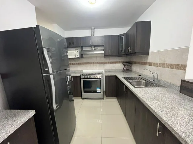 Vendo Casa en Urb. Romadera, Guayas — imagen 5
