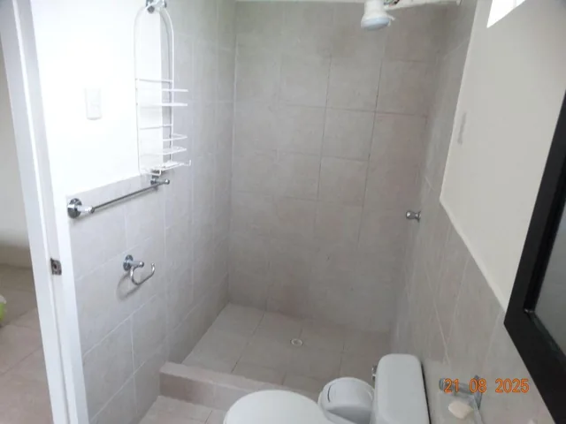 Departamento Frente Al Mar en Venta en Crucita, Manabí — imagen 3