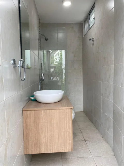 Vendo Casa en Urb. Los Parques, Guayas — imagen 5