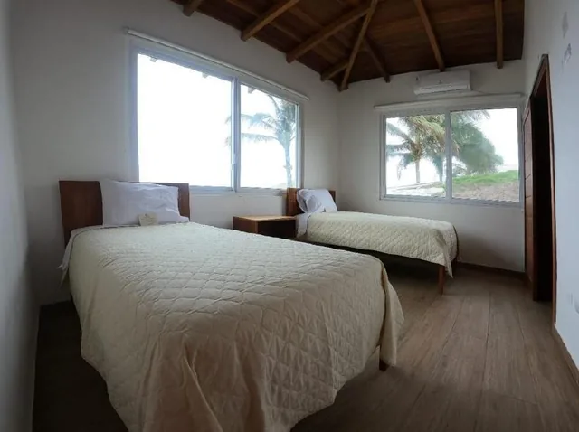 Terreno en Venta. Oportunidad Única de Inversión Frente Al Mar, Manabí — imagen 4