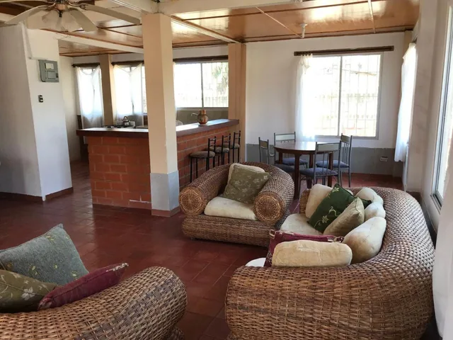 Casa en Venta, de Dos Pisos Cerca Al Mar, Guayas — imagen 2
