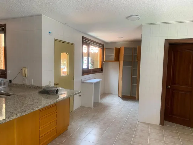 Vendo Casa Cumbayá 550 m 650.000 Dólares, Mm — imagen 3