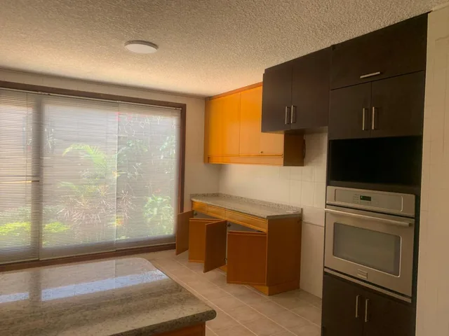 Vendo Casa Cumbayá 550 m 650.000 Dólares, Mm — imagen 2