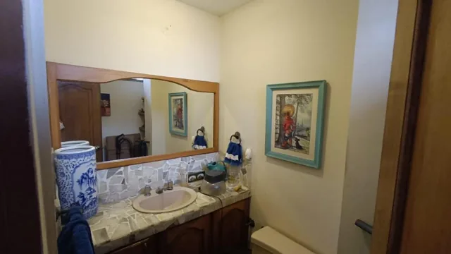 En Venta Casa Rentera con Piscina - Cdla Albatros - Kennedy (Alexca), Guayas — imagen 4