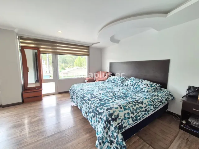 Casa de 2 Pisos en Venta en Vertientes de Locoa en Latacunga, Cotopaxi — imagen 2