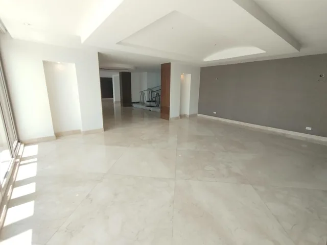 C/ Sierra del Moral, Penthouse de 646 m² en Venta, a Estrenar — imagen 5