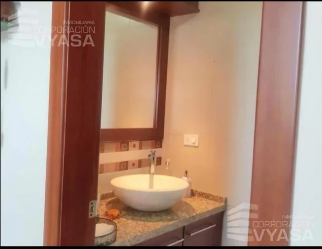 Carcelén, Bonito Dúplex de 228 m² en Venta de 3 Dorm. — imagen 2