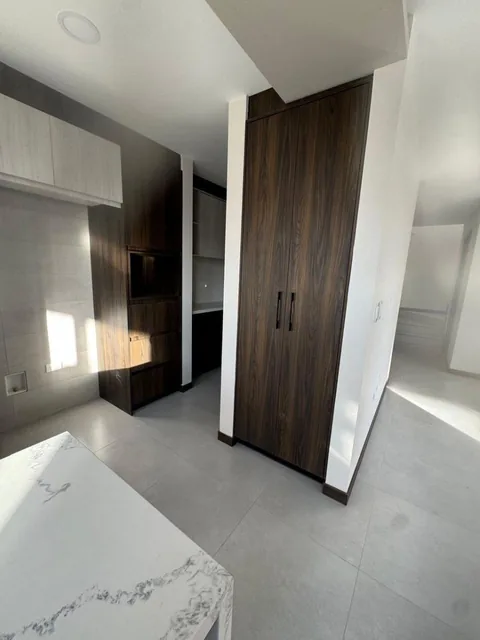 Oportunidad. casa con 249 m² y 3 Habitaciones en Venta en Puembo — imagen 2