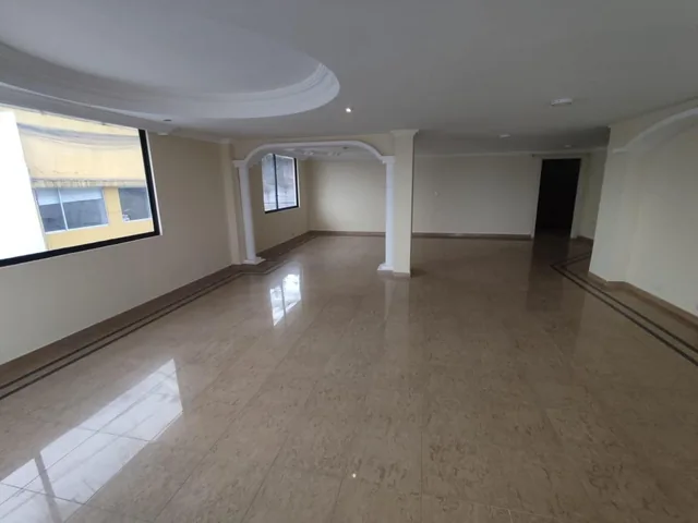 C/ Iñaquito Alto, Penthouse de 600 m² en Venta, Sector Univ. de Los Hemisferios — imagen 2