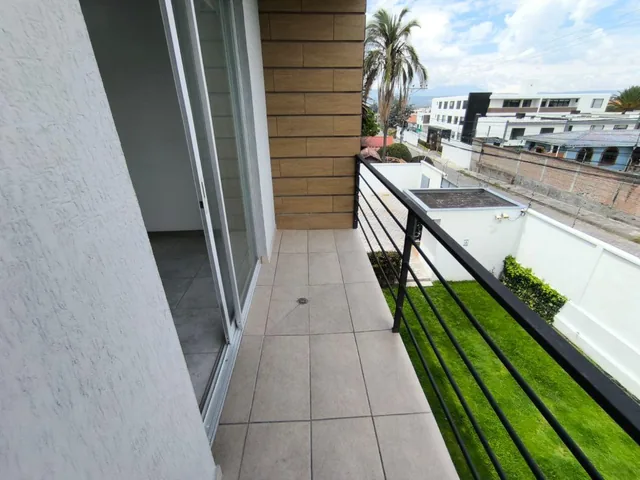 C/ Tumbaco, Departamento de 80 m² en Venta, 2 Años de Construcción — imagen 4