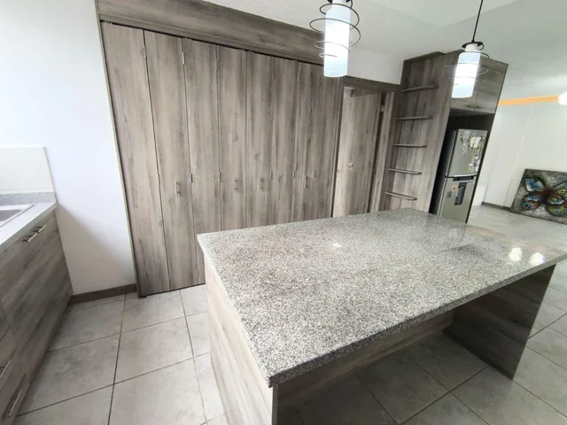 C/ Tumbaco, Departamento de 80 m² en Venta, 2 Años de Construcción — imagen 3