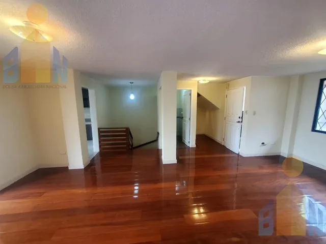 Amplio Departamento Duplex en Venta en Mojas Sector Valle de Los Chillos — imagen 5