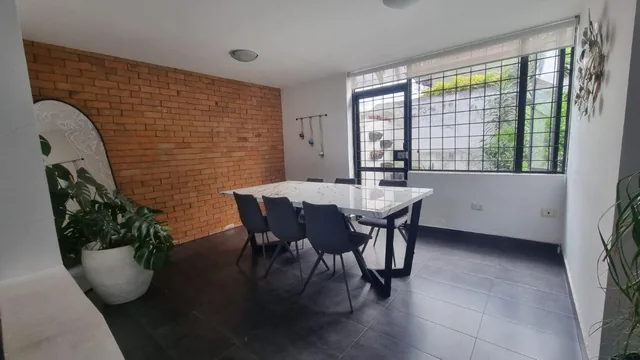 Vendo Casa Rustica de 330 m² a 2 Min de La Ruta Viva Dentro de Conjunto - Tumbaco — imagen 5
