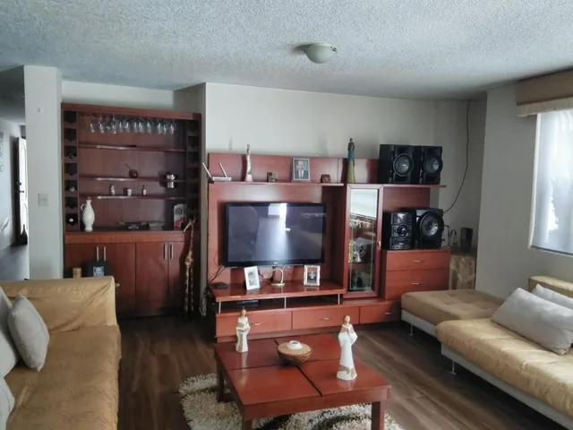 Venta Casa en Pusuqui Cerca Escuela de Policia — imagen 3