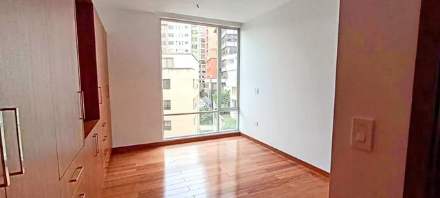 Venta Departamento 106 m² González Suárez 2 Dorm. Provincia de Pichincha — imagen 3