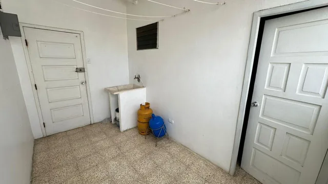 Vendo Apartamento en El Edificio Tiburon Salinas — imagen 3