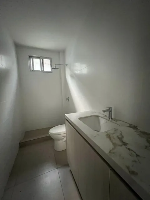 Comodo y Exclusivo Departamento en Venta - Urb. Puerta Al Rio 2.5 Samborondon, Guayas — imagen 2