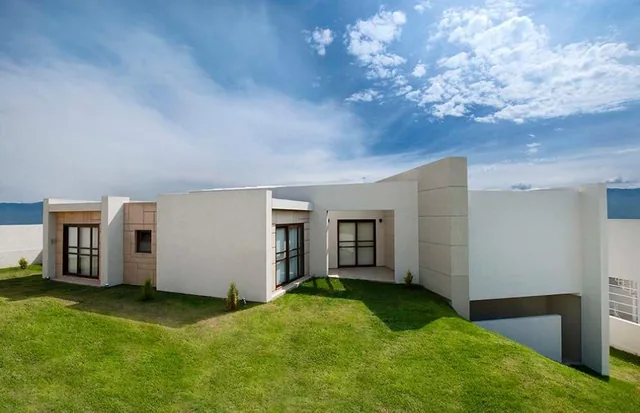 Casa de Venta Miravalle, de Alta Gama en Conjunto Cerrado, Full Seguridad — imagen 5