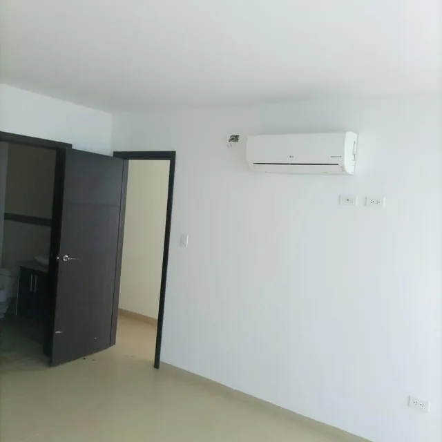 Departamento en Venta Frente Al Mar Tonsupa 150 m² — imagen 3