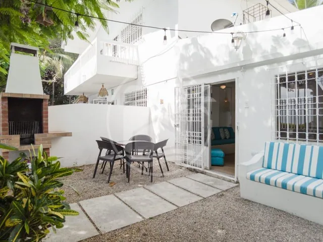 Vendo Espectacular Casa Esquinera Frente Al Mar Sector La Milina en Salinas — imagen 3