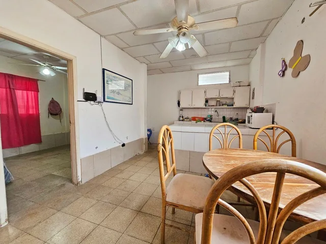 De Oportunidad Casa de 200 m² con 4 Habitaciones en Venta en La Milina Para Remodelar — imagen 4