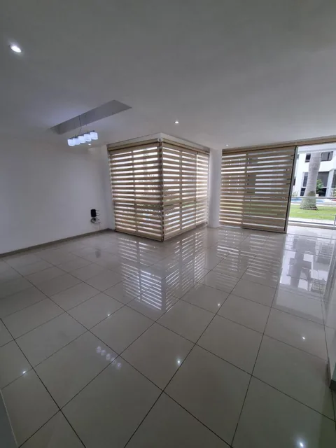 Departamento de Venta con Vista Al Rio Planta Baja en Ryo 600, Guayas — imagen 2
