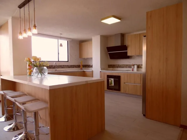 Departamento en Venta por Estrenar Amoblado Sector Cotocollao — imagen 4