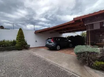 Vendo Casa de 4 Dorm., Valle de Los Chillos, Sector Supermaxi San Gabriel — imagen 2