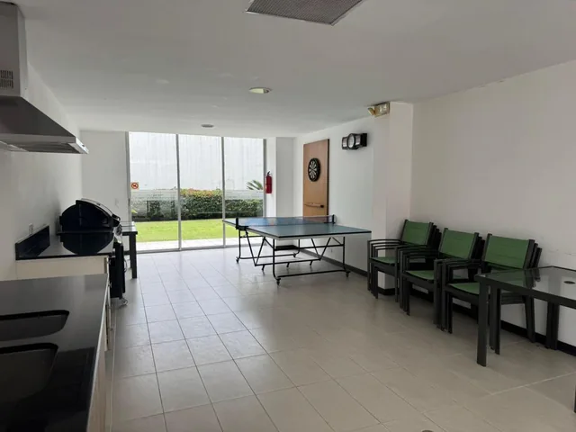 Departamento de 2 Dorm. con Piscina de 197 m² en San Juan. Vista Panorámica a Toda Cumbayá — imagen 3