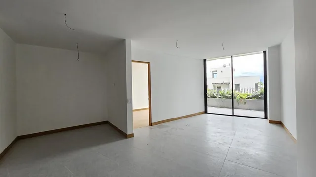 Venta Suite Iluminada y con Vista en Cumbayá — imagen 3
