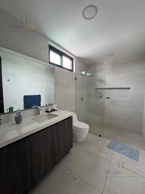Venta de Casa con Piscina Frente Al Lago en Samborondón – Isla Mocolí Am, Guayas — imagen 2