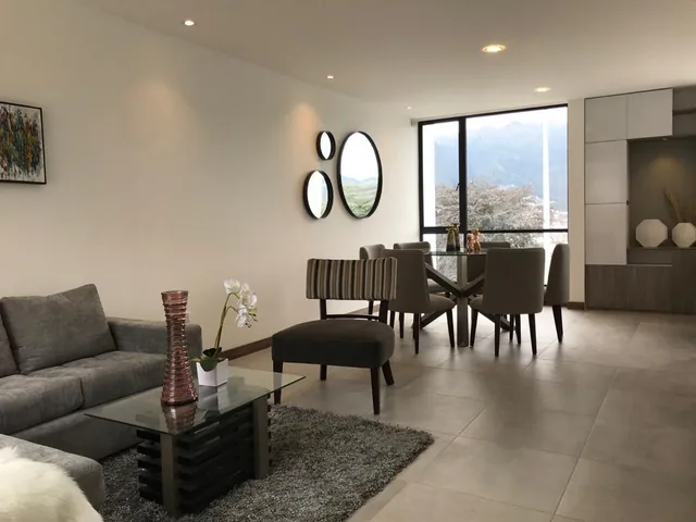 Casa en Venta por Estrenar en Santa Lucia Norte de Quito — imagen 2