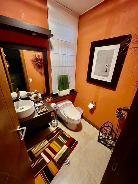 Residencia Contemporanea Sector San Patricio - Lumbisi en Venta — imagen 2