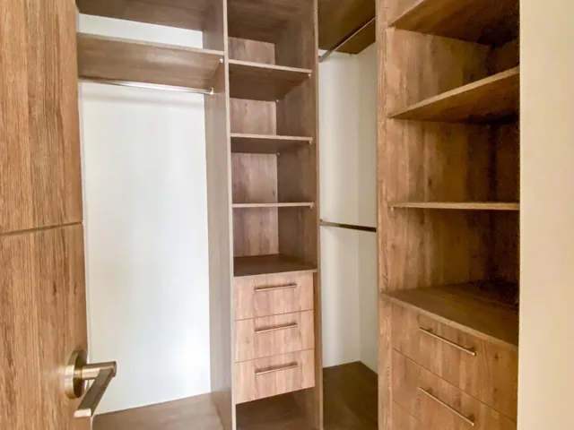 Suite en Venta La Carolina La Paz Tunel Guayasamin con Terraza — imagen 2