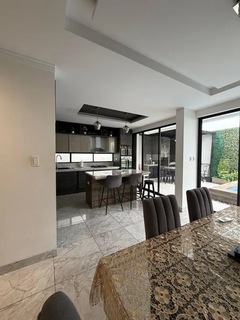 Vendo Linda Casa en Punta Esmeralda, Via a La Costa, Guayaquil, Guayas — imagen 5