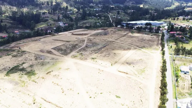 Vendo Terrenos Industriales en Cuenca, Azuay — imagen 2