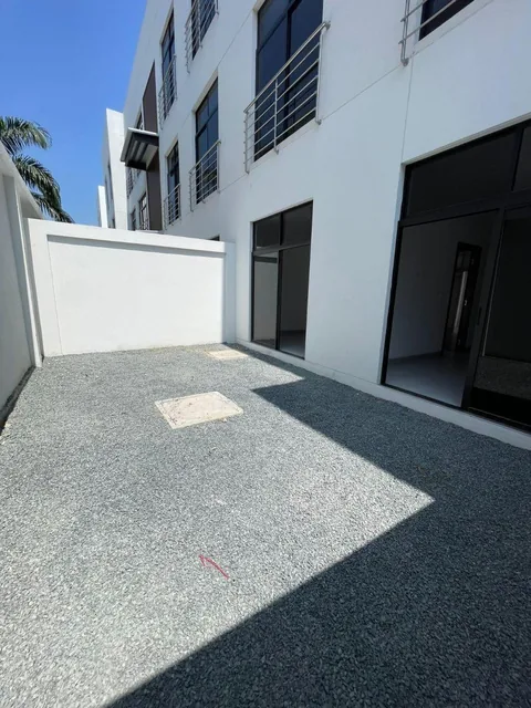 Vendo Departamento Planta Baja Vía Samborondon, Guayas — imagen 4