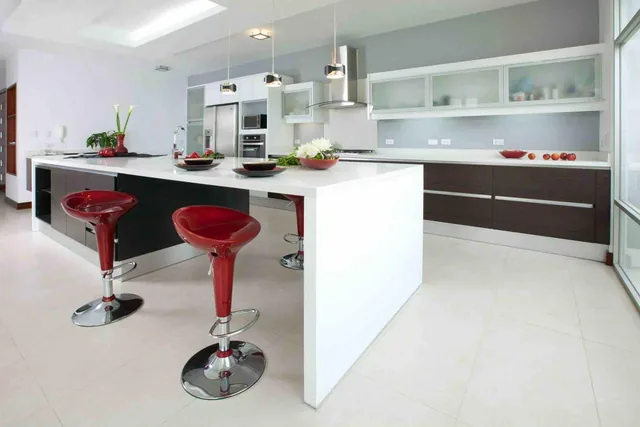 Espectacular Casa de Venta en Urbanización La Viña. Bajó de Precio — imagen 3