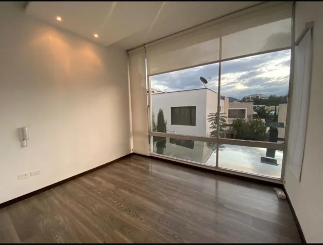 Casa - Tumbaco — imagen 4