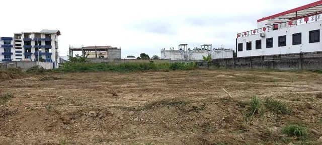 Terreno 1018 m² Esquinero, Independiente en Tonsupa, Esmeraldas — imagen 3
