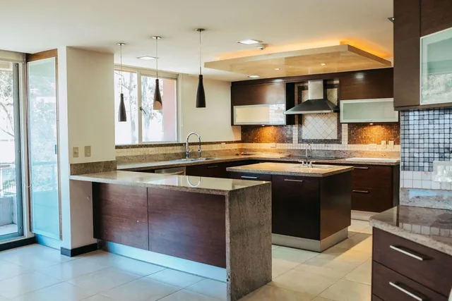 Venta Departamento de Lujo 4 Dorm. - Quito Tennis — imagen 4