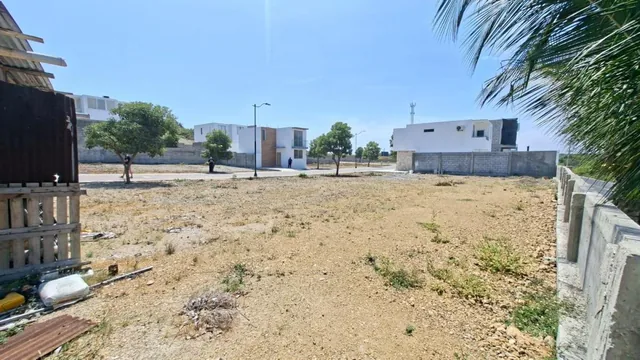 Terreno en Venta, Urb Vistalmar, Punta Carnero, Cyp — imagen 4