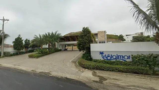 Terreno en Venta, Urb Vistalmar, Punta Carnero, Cyp — imagen 2
