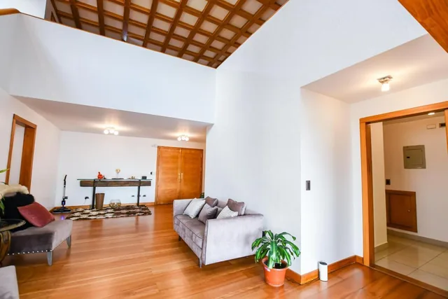 Departamento Duplex Venta 384 m² Gonzalez Suarez 4 Habitaciones 3 Parqueaderos — imagen 4