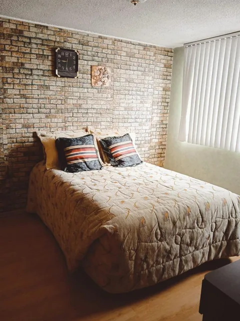 Vendo Casa Rentera Para Vivienda o Comercio 542 m² Sector Orellana — imagen 2